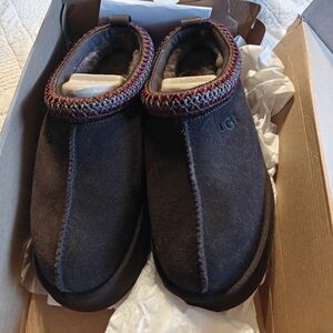NEW UGG Tazz ll